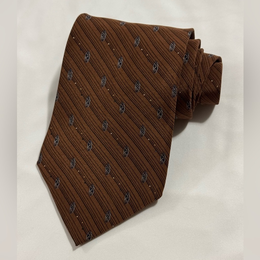 Bill Blass Black Label Brown Geometric Patterned 100% Silk Tie Necktie